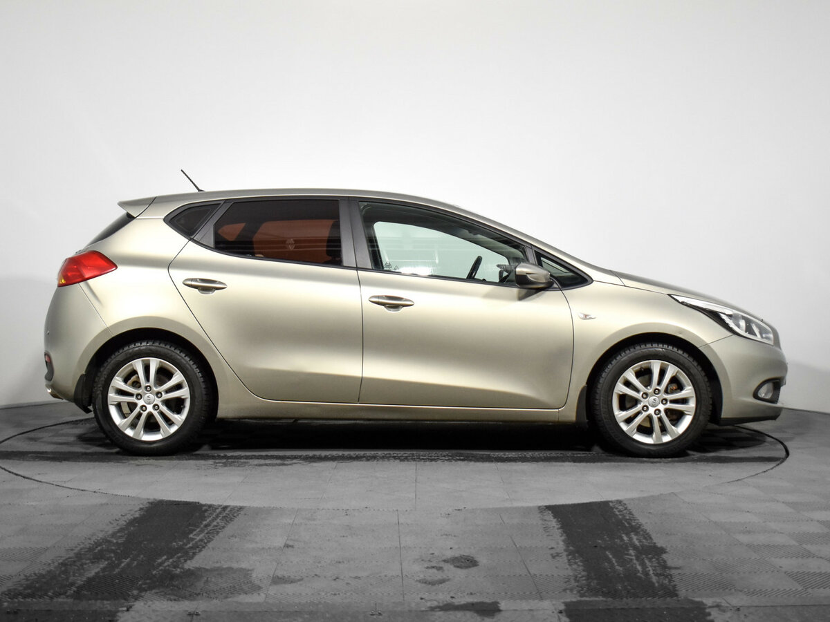 Kia Ceed II, 2012 - 80 486 км. | Фото №4