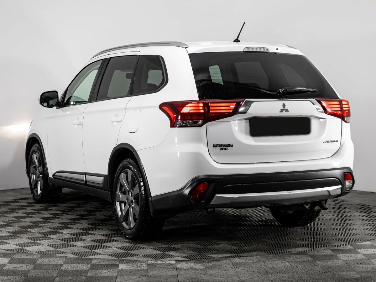 Mitsubishi Outlander III Рестайлинг 2, 2016 - 200 293 км. | Фото №6