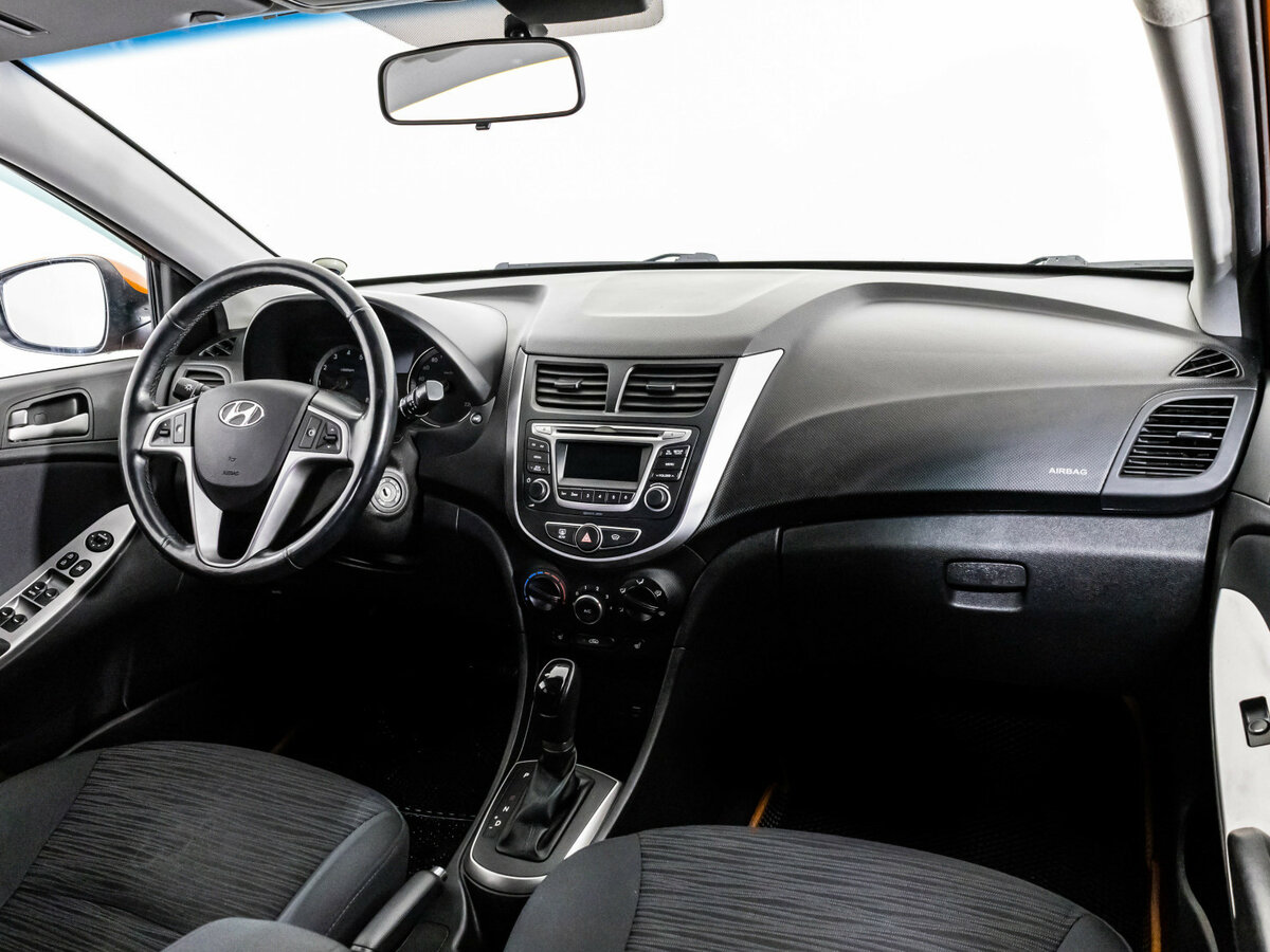 Hyundai Solaris I Рестайлинг, 2014 - 63 742 км. | Фото №7