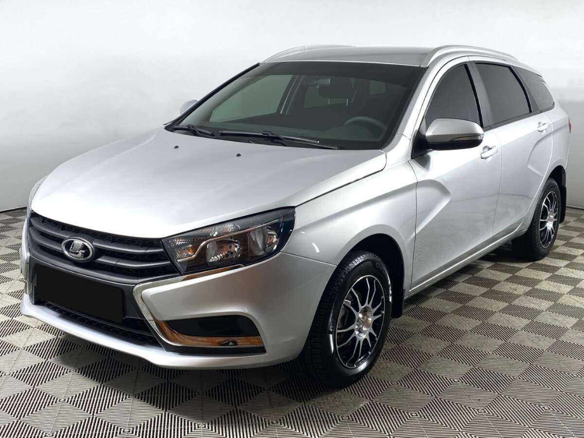 Lada (ВАЗ) Vesta SW, 2021 - 26 000 км. | Фото №1